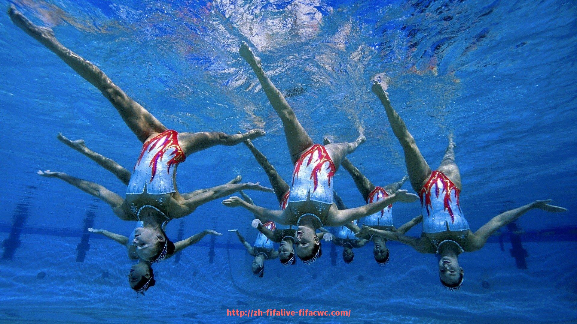 世俱杯直播-腿部与腹部锻炼必备健身器材推荐与使用示范